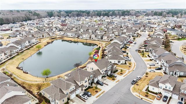 1955 Canning Pl, Chesapeake, VA 23322