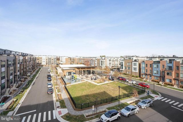 8154 VARICK PL, Rockville, MD 20855