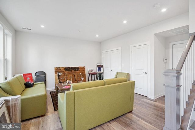 8154 VARICK PL, Rockville, MD 20855