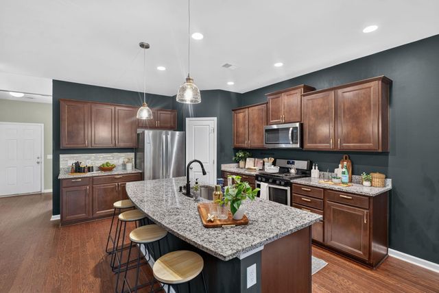 215 Shadybrook Drive, Summerville, SC 29486