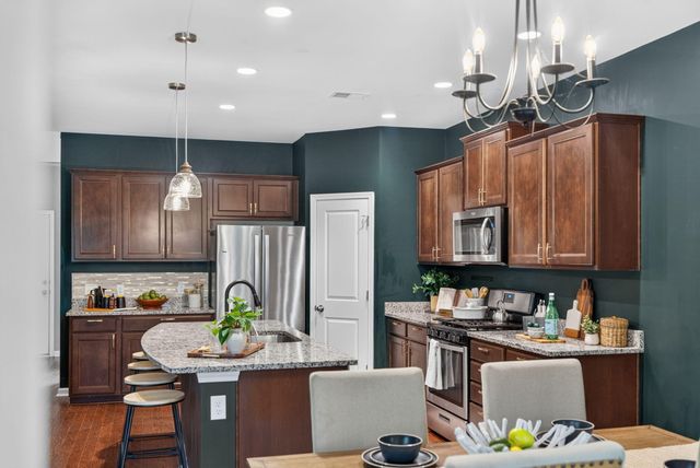215 Shadybrook Drive, Summerville, SC 29486