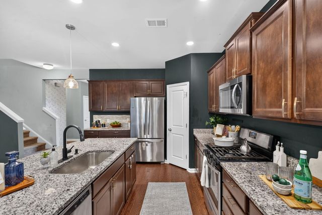 215 Shadybrook Drive, Summerville, SC 29486