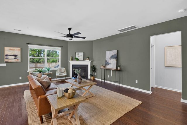 215 Shadybrook Drive, Summerville, SC 29486
