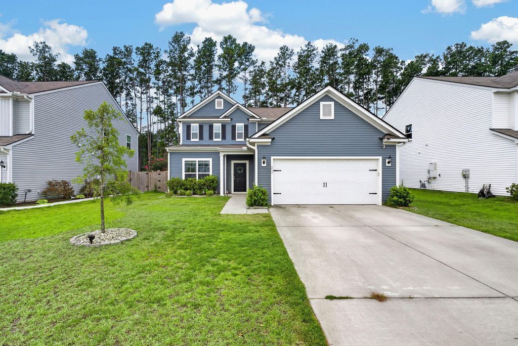 215 Shadybrook Drive, Summerville, SC 29486
