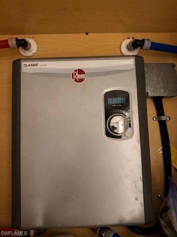 10325 Fire Flag TRL, Fort Myers, FL 33905