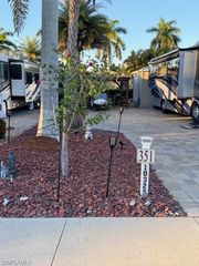 10325 Fire Flag TRL, Fort Myers, FL 33905