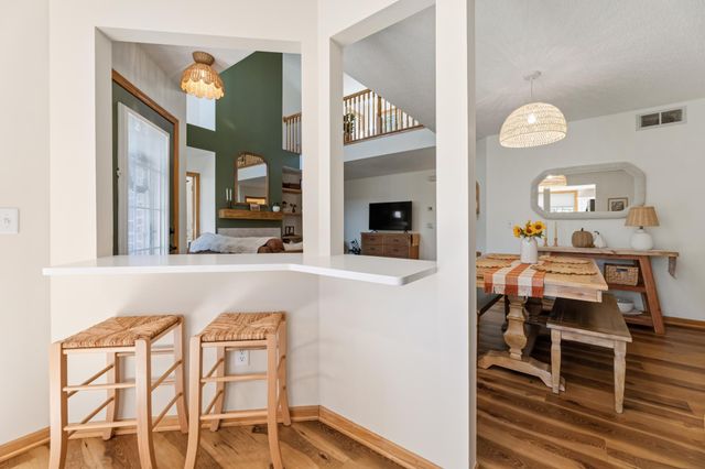 1812 Hunter Hill Road, Hudson, WI 54016