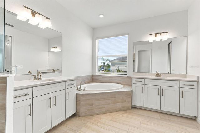 19718 TROUT TERRACE, Lakewood Ranch, FL 34211