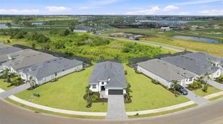 19718 TROUT TERRACE, Lakewood Ranch, FL 34211