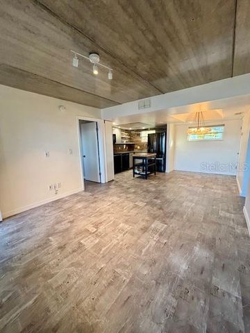 620 W OSCEOLA STREET 106, Clermont, FL 34711