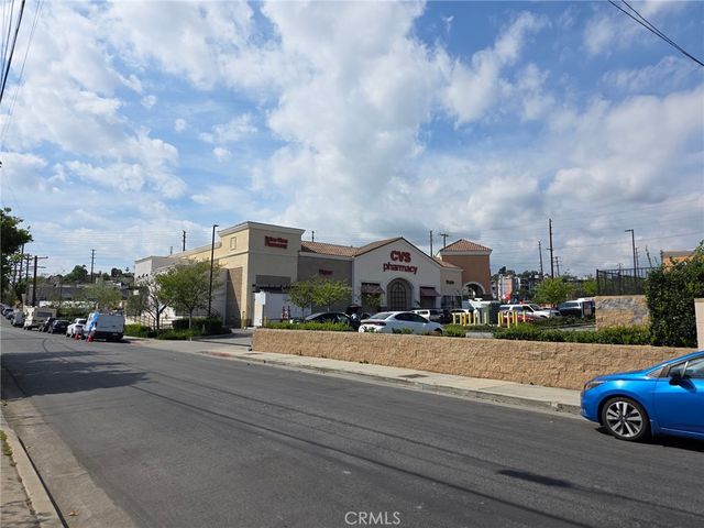 4452 Lincoln, Los Angeles, CA 90041