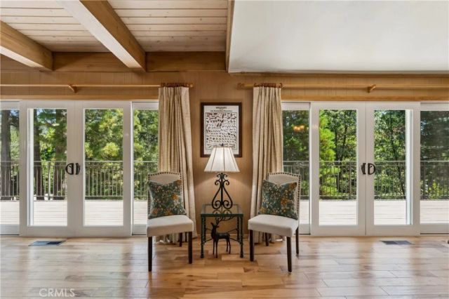 27711 Hamiltair Drive, Lake Arrowhead, CA 92352