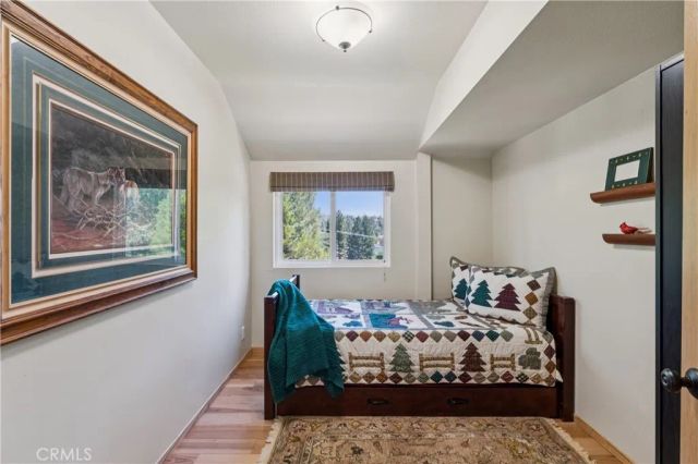 27711 Hamiltair Drive, Lake Arrowhead, CA 92352