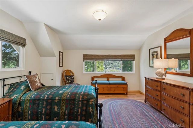 27711 Hamiltair Drive, Lake Arrowhead, CA 92352
