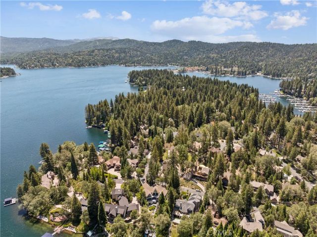 27711 Hamiltair Drive, Lake Arrowhead, CA 92352