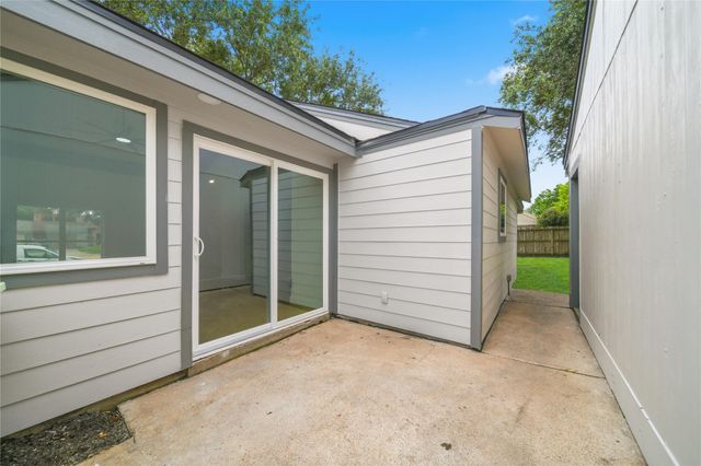 1102 Lexington Court, Missouri City, TX 77489