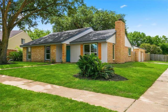 1102 Lexington Court, Missouri City, TX 77489