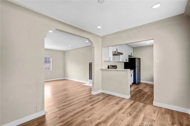1861 S Redondo, Los Angeles, CA 90019