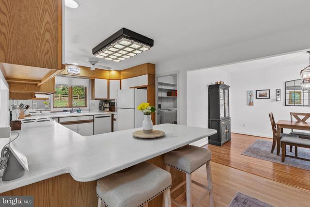 40 RAPHAEL RD, Hockessin, DE 19707