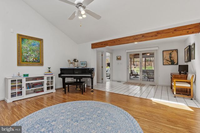 40 RAPHAEL RD, Hockessin, DE 19707