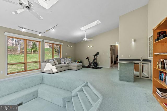 40 RAPHAEL RD, Hockessin, DE 19707