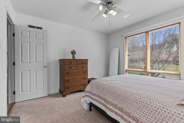 40 RAPHAEL RD, Hockessin, DE 19707