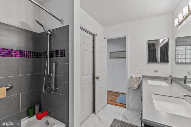 40 RAPHAEL RD, Hockessin, DE 19707