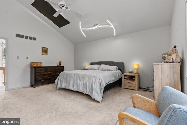 40 RAPHAEL RD, Hockessin, DE 19707