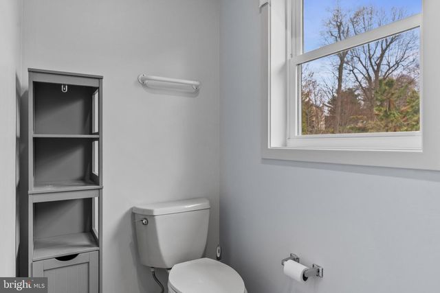 40 RAPHAEL RD, Hockessin, DE 19707