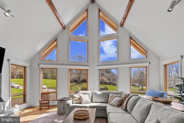 40 RAPHAEL RD, Hockessin, DE 19707