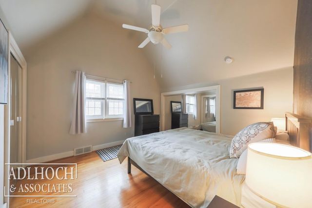 75 Mapleton Road, Grosse Pointe Farms, MI 48236