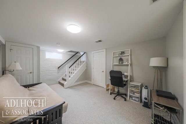 75 Mapleton Road, Grosse Pointe Farms, MI 48236