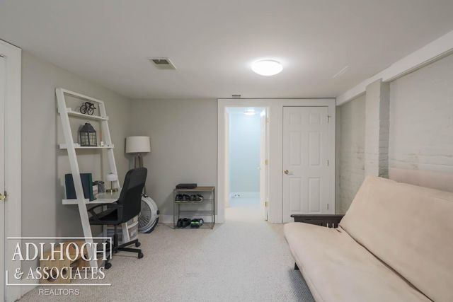75 Mapleton Road, Grosse Pointe Farms, MI 48236