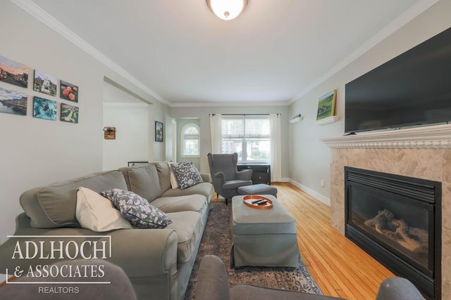 75 Mapleton Road, Grosse Pointe Farms, MI 48236