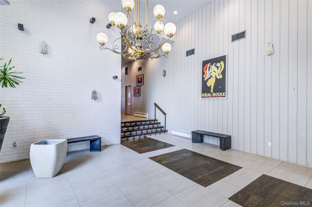 7 Lake Street 5-O, White Plains, NY 10603