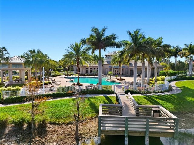 3204 ROYAL GARDENS AVENUE, Fort Myers, FL 33916