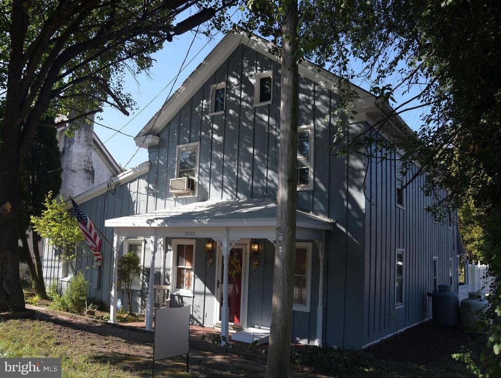 1832 GERRARDSTOWN RD, Gerrardstown, WV 25420