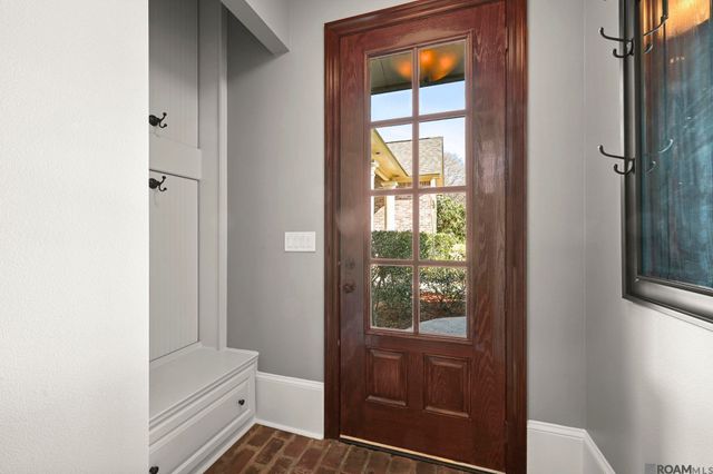 16247 Woodville Dr, Prairieville, LA 70769