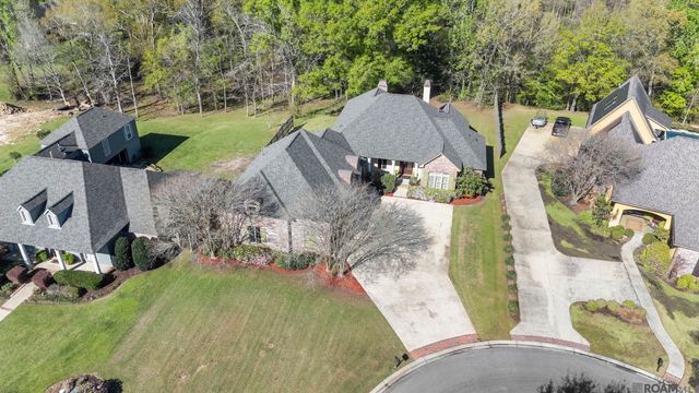 16247 Woodville Dr, Prairieville, LA 70769