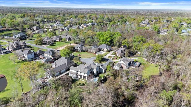 16247 Woodville Dr, Prairieville, LA 70769