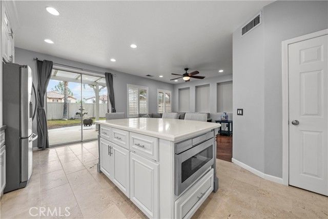 28640 Silverking Trail, Saugus (santa Clarita), CA 91390