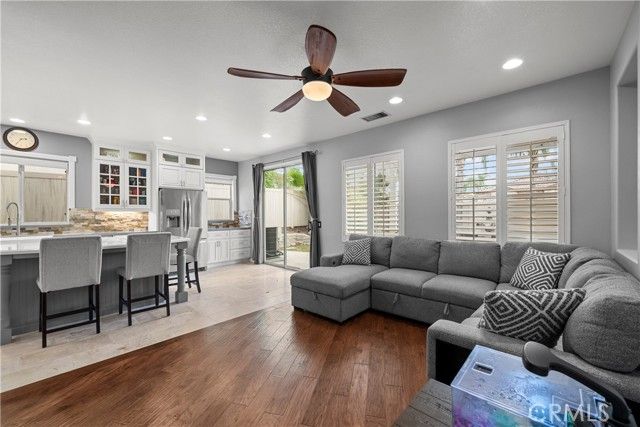 28640 Silverking Trail, Saugus (santa Clarita), CA 91390