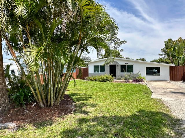 2814 SE Indian Street, Stuart, FL 34997