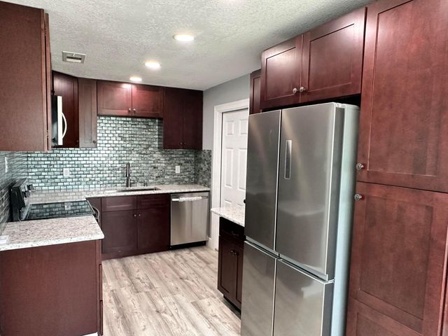 2814 SE Indian Street, Stuart, FL 34997