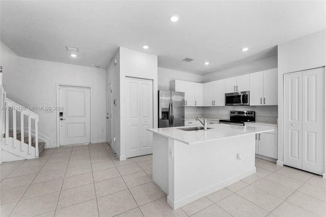 4669 NW 118th Avenue, Coral Springs, FL 33076