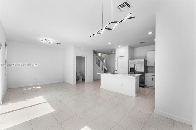 4669 NW 118th Avenue, Coral Springs, FL 33076