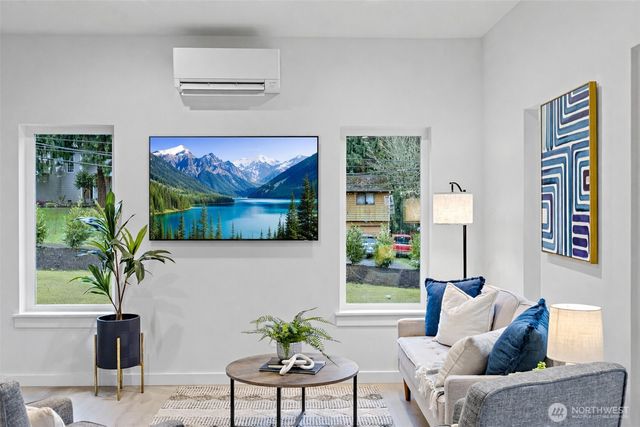 21855 Wavecrest Avenue NE, Poulsbo, WA 98370