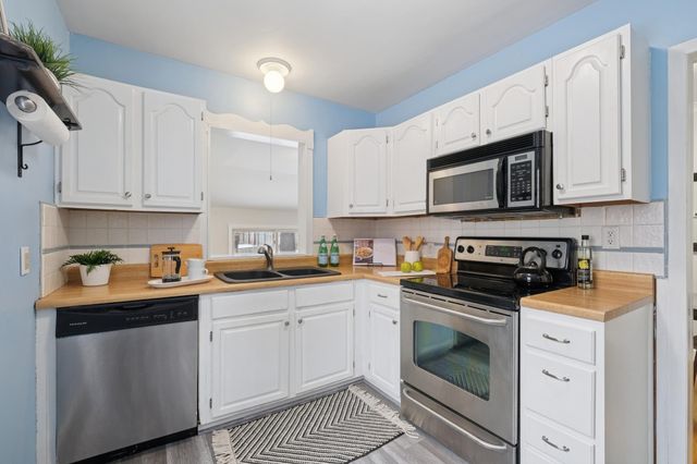 4114 Xenwood Avenue S, Saint Louis Park, MN 55416