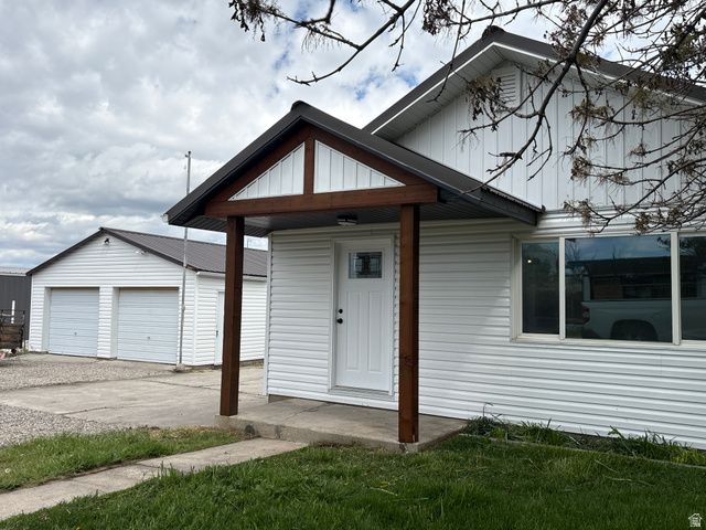 1410 W 2700 S, Perry, UT 84302