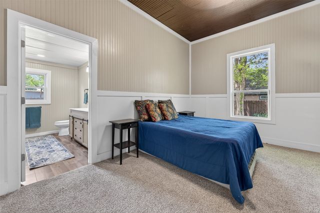 909 N Howard Street, Palestine, TX 75801